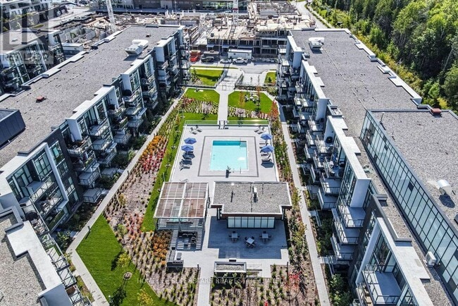 Building Photo - 415 Sea Ray Ave