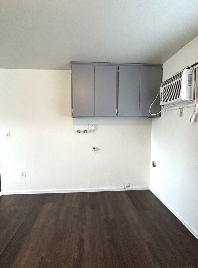 Foto del edificio - 264 N 8th St