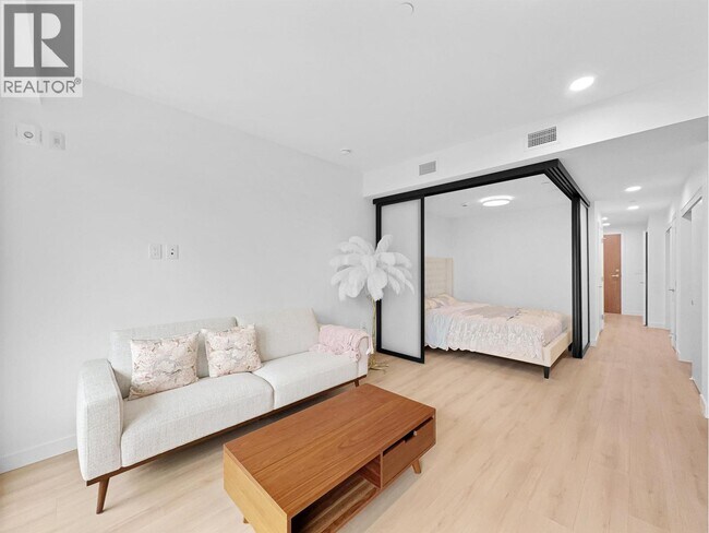 Photo du bâtiment - 133 W 49th Ave