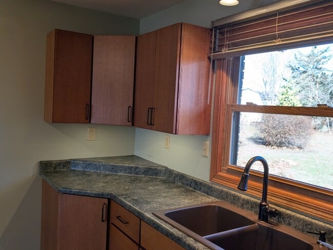 Building Photo - 112 Wright Dr