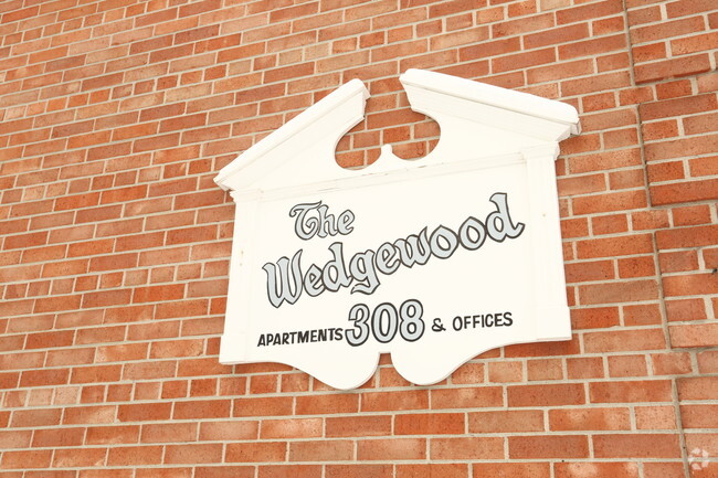 Foto del edificio - The Wedgewood Apartments