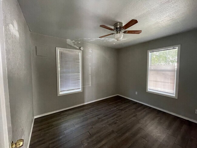 Foto del edificio - Super cute 2 bedroom in North Lubbock