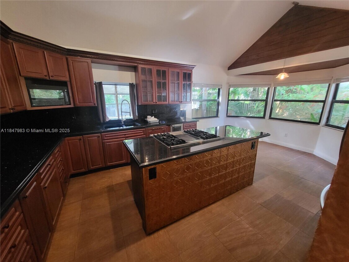 Foto principal - 38 SW 6th St