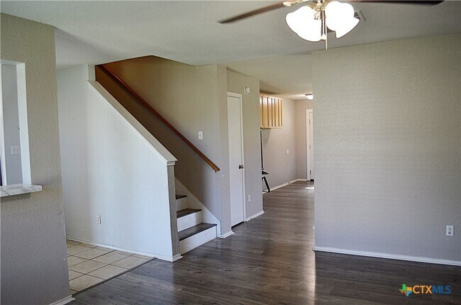 Foto del edificio - 4603 Regency Dr