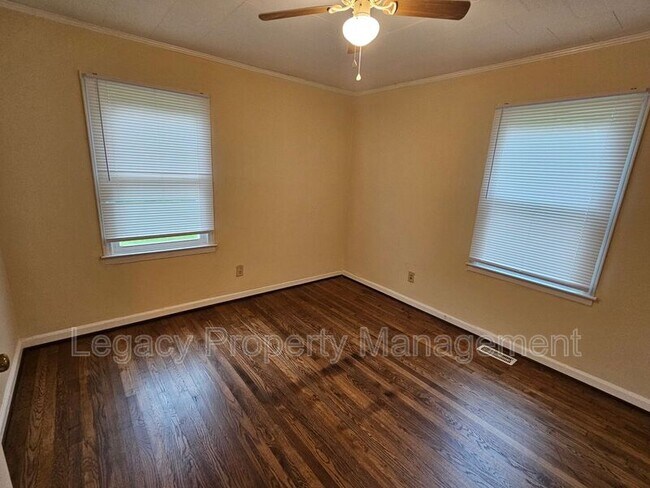 Foto del edificio - 609 Shepherd St