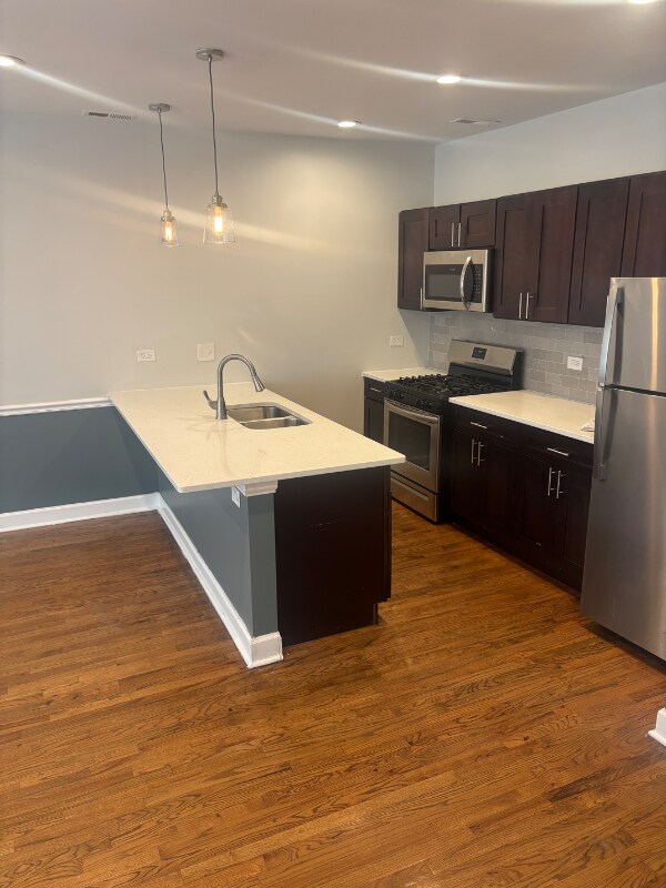 Foto del edificio - 7725 S Kingston Ave