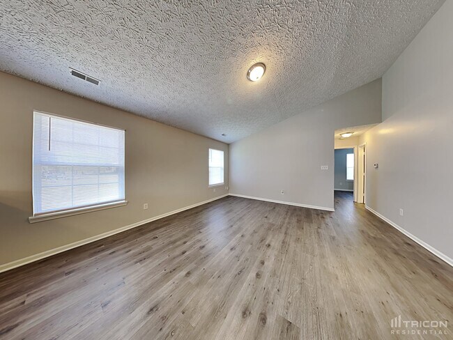 Foto del edificio - 2613 Cooper Pointe Cir