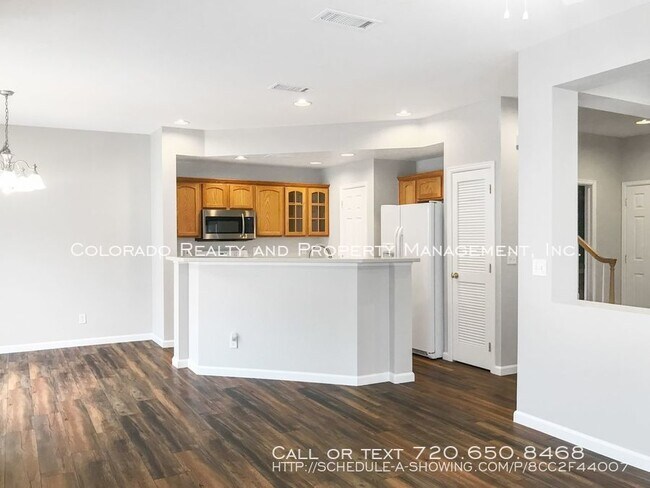 Building Photo - 10292 Sedge Grass Way