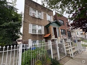 Building Photo - 479 S 20th St