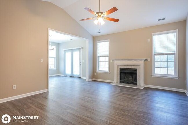 Foto del edificio - 409 Collinsworth Dr, Clayton, NC 27527