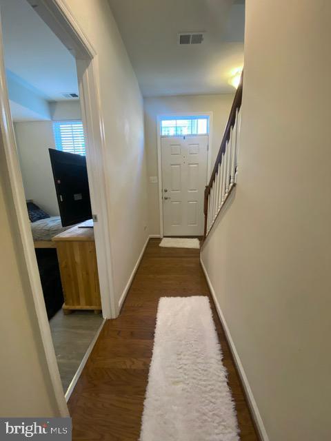 Foto del edificio - 7237 Yesterday Ln