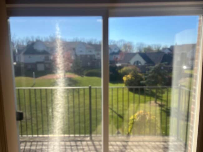 Building Photo - 9589 Lakeside Dr