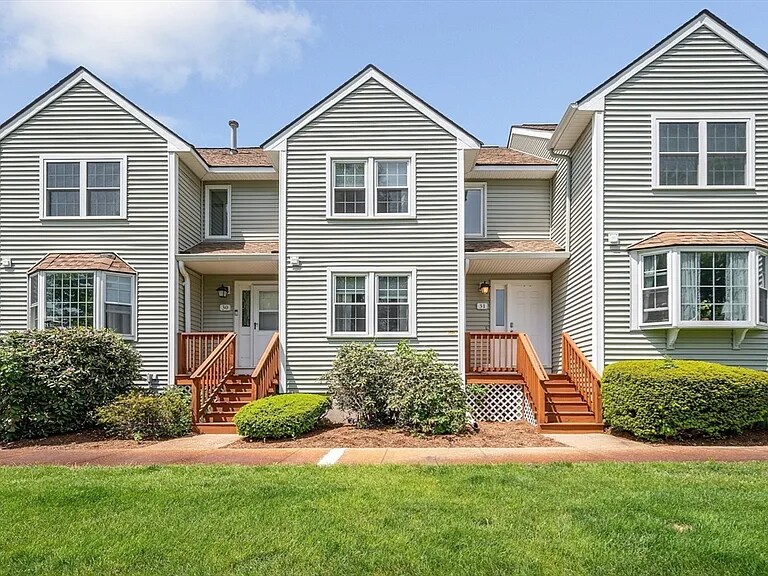 Photo - 31 Patrick Rd (Tewksbury, MA)