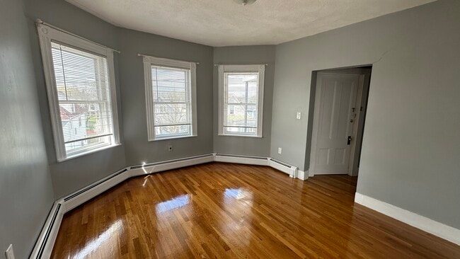 Building Photo - 60 Morton Ave