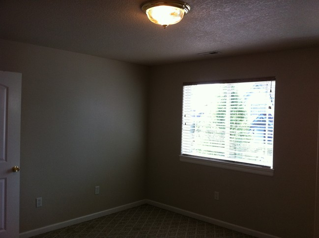 Foto del edificio - 5648 SE 83rd Ave