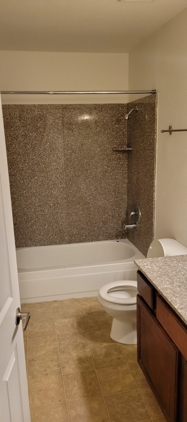 Foto del edificio - 4310 Sandy River Dr