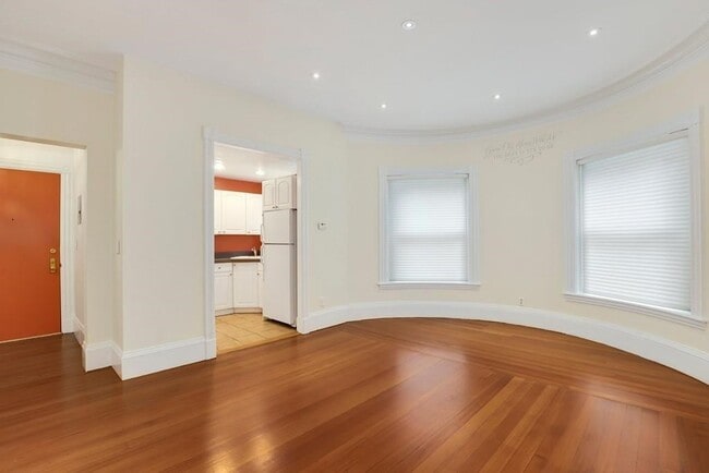 Photo - 119 Park St Townhome