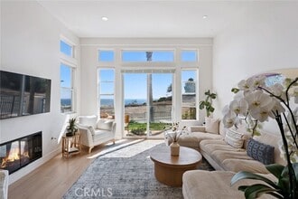 Building Photo - 6410 Lunita Rd