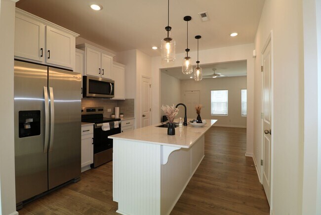 Foto del edificio - 1724 Granby Hts Dr