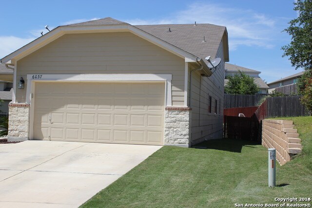 Foto del edificio - Great 4 Bedroom, 3 Bathroom Home Available in Scenic Hills (Cibolo/Schertz) Realtor Commission: $600