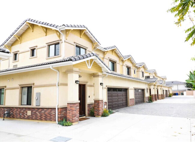 Foto del edificio - 8538 Cedar St