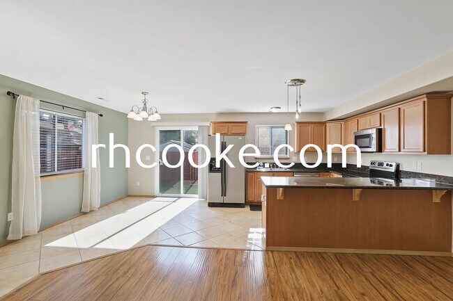 Foto del edificio - 314 S Blake Rd