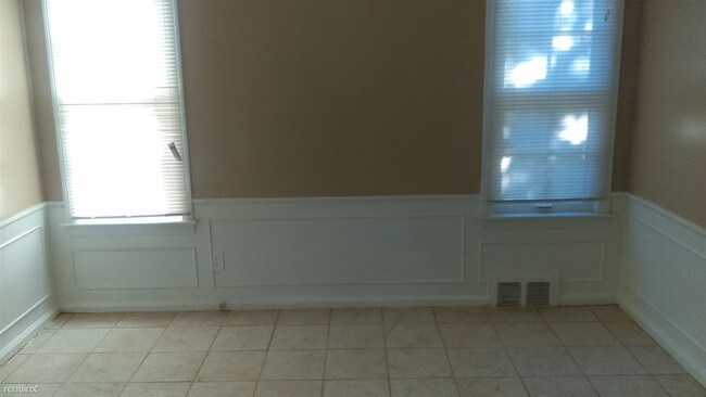 Building Photo - 9110 Dawes St