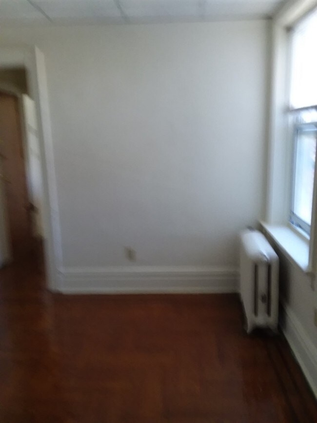 Building Photo - 830 Avenue C
