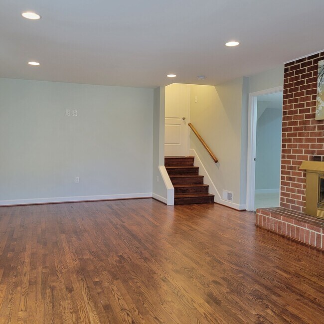Foto del edificio - Castleleigh Basement Rental