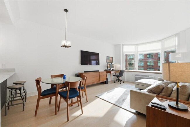 Foto del edificio - 1400 Hudson St