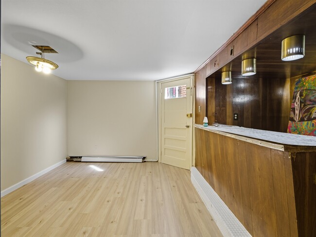 Foto del edificio - 64 Liberty Pl