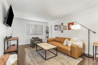 Building Photo - 100 Biscayne Dr NW