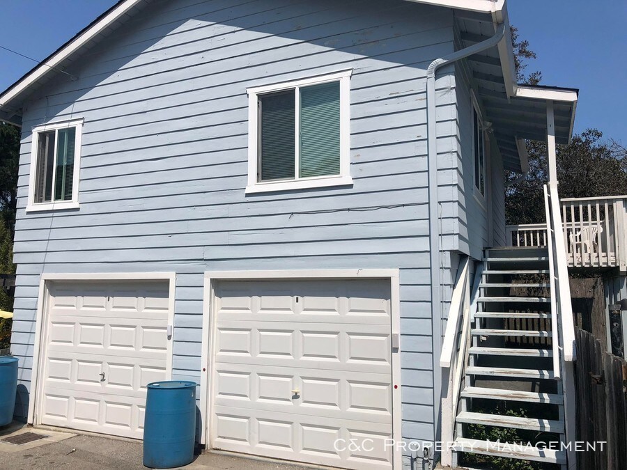 Primary Photo - Charming 2 Bedroom in Pacific Grove