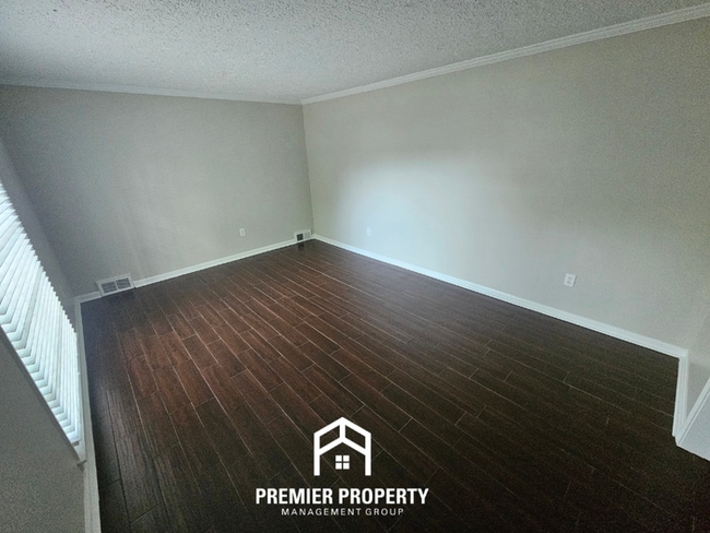 Photo - Grand 5BR/2.5BA Germantown Colonial | 2,800+ SQ FT, Hardwood & Poplar Estates House