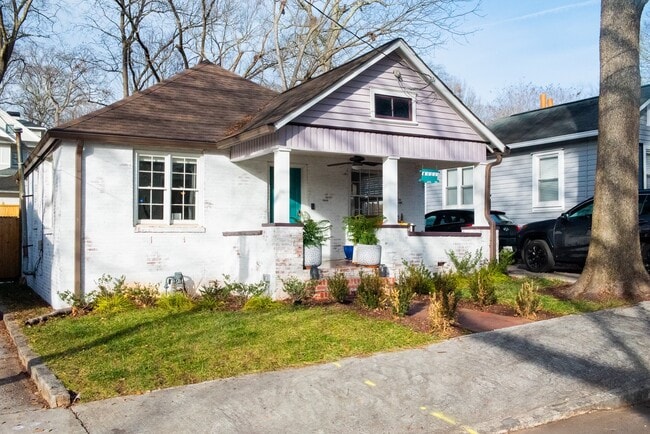 Building Photo - 870 Vera St SE