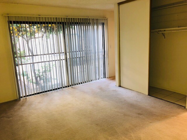Master Bedroom - 170 Casuda Canyon Dr