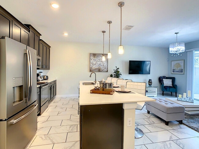 Building Photo - 580 Pebble Beach Dr