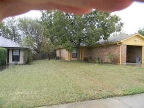 Building Photo - 1121 Landsdale Ln