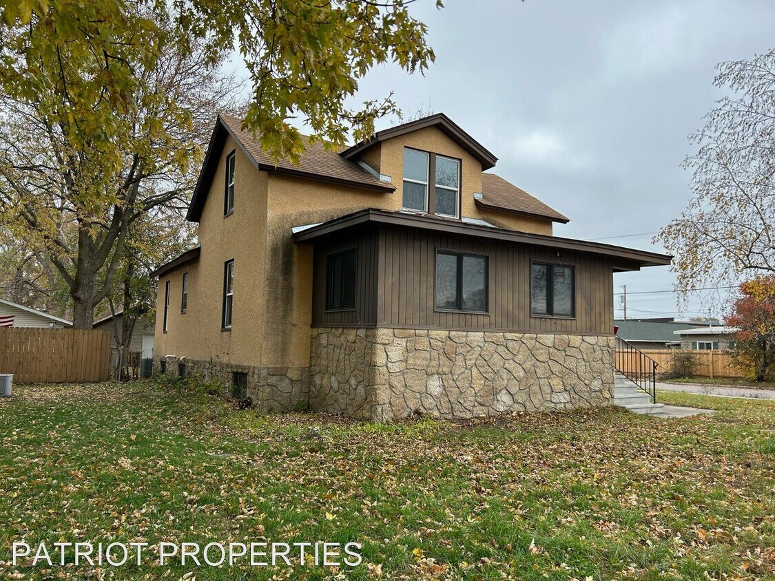 Primary Photo - 3 br, 1 bath House - 700 Kane St