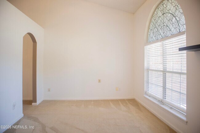 Foto del edificio - 2034 Belhaven Dr