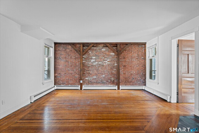 Foto del edificio - 251 Lawrence St