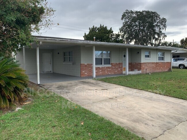 Foto del edificio - 2913 Rosemarie Dr
