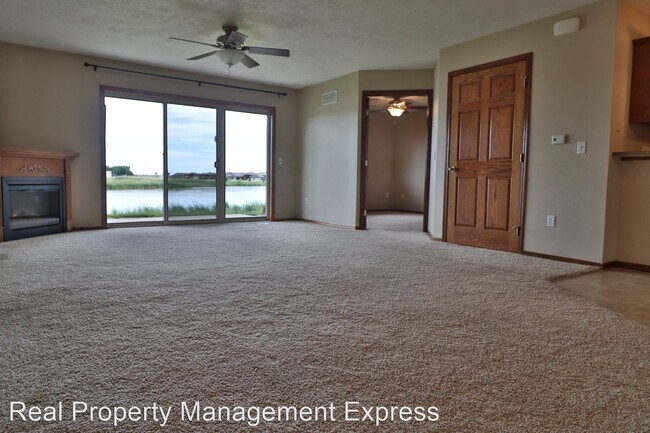Foto del edificio - 2 br, 2 bath House - 8809 W 32nd St - 14