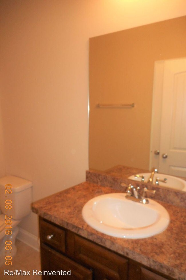 Foto del edificio - 2 br, 2 bath House - 8045 High Vista Ln