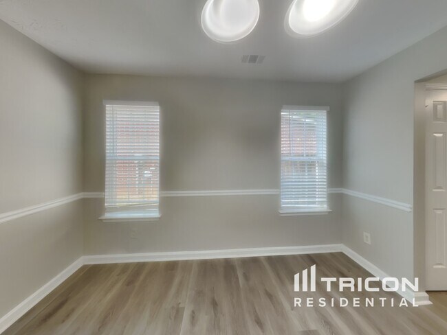 Foto del edificio - 125 Addy Ln
