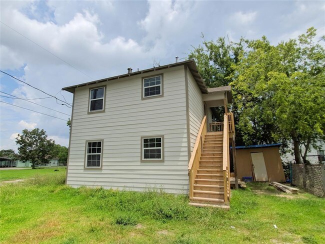 Foto del edificio - 1314 Burbank St