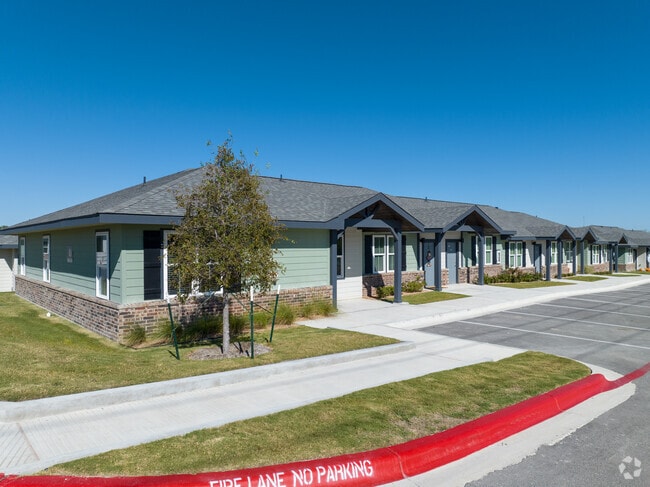 stylish single-story homes - Virtu On Azalea