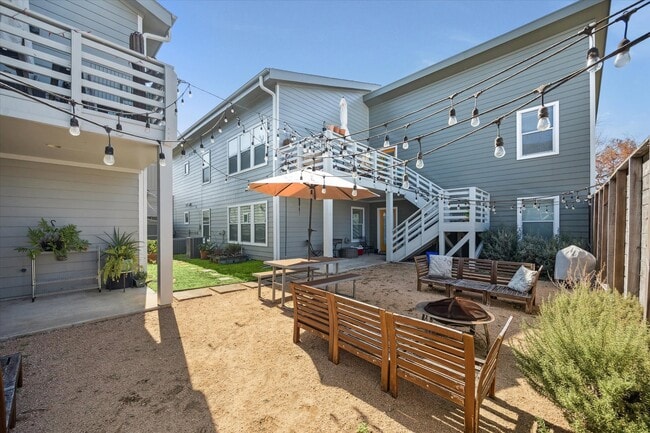 Building Photo - 1308 Ruthven St