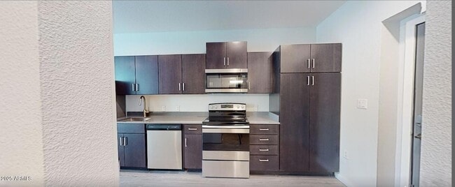 Foto del edificio - 6025 W Thomas Rd