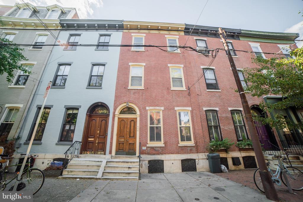 Primary Photo - 404 S 22nd St